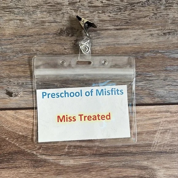 Women’s Halloween Office Zombie Costume Small - Picture 9 of 12